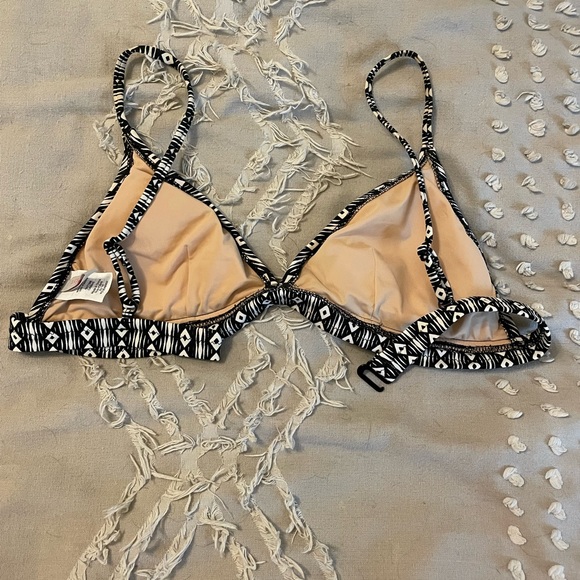 J. crew black and white pattern swim top - Picture 2 of 4